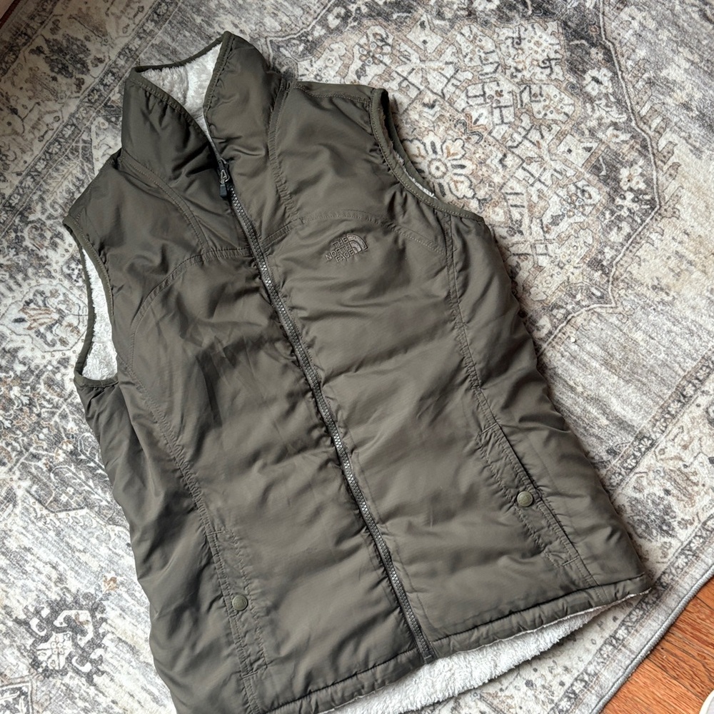 Women’s Olive Green Puffer Vest
